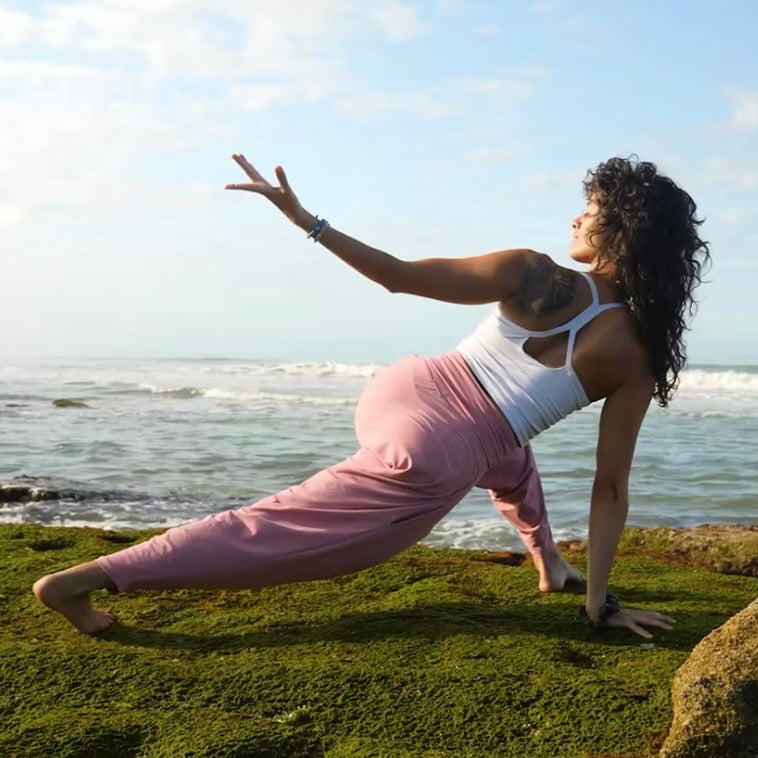 Want Loose-Fitting Yoga Pants? Try Our San Fran Pants by Buddha Pants
