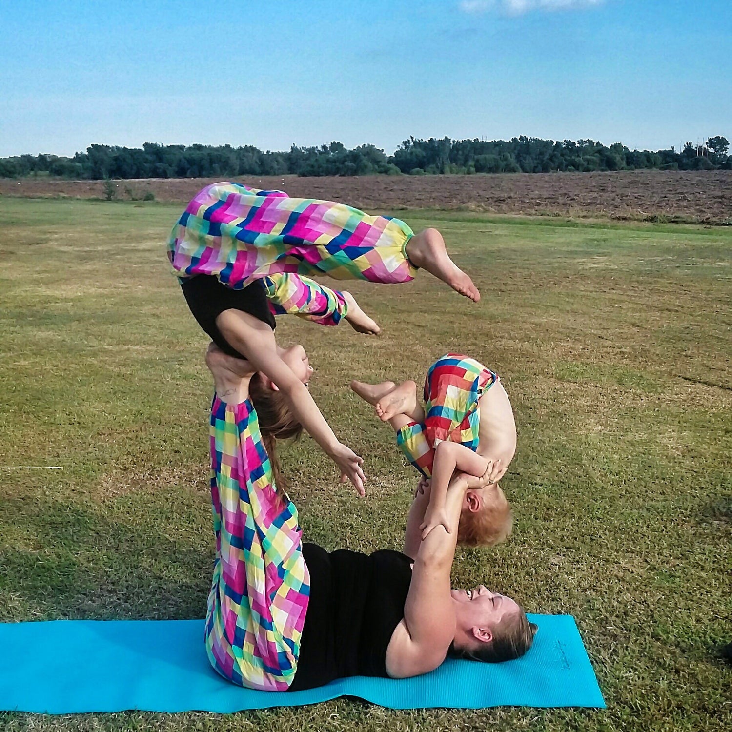 How to yoga with your mini? | Buddha Pants®