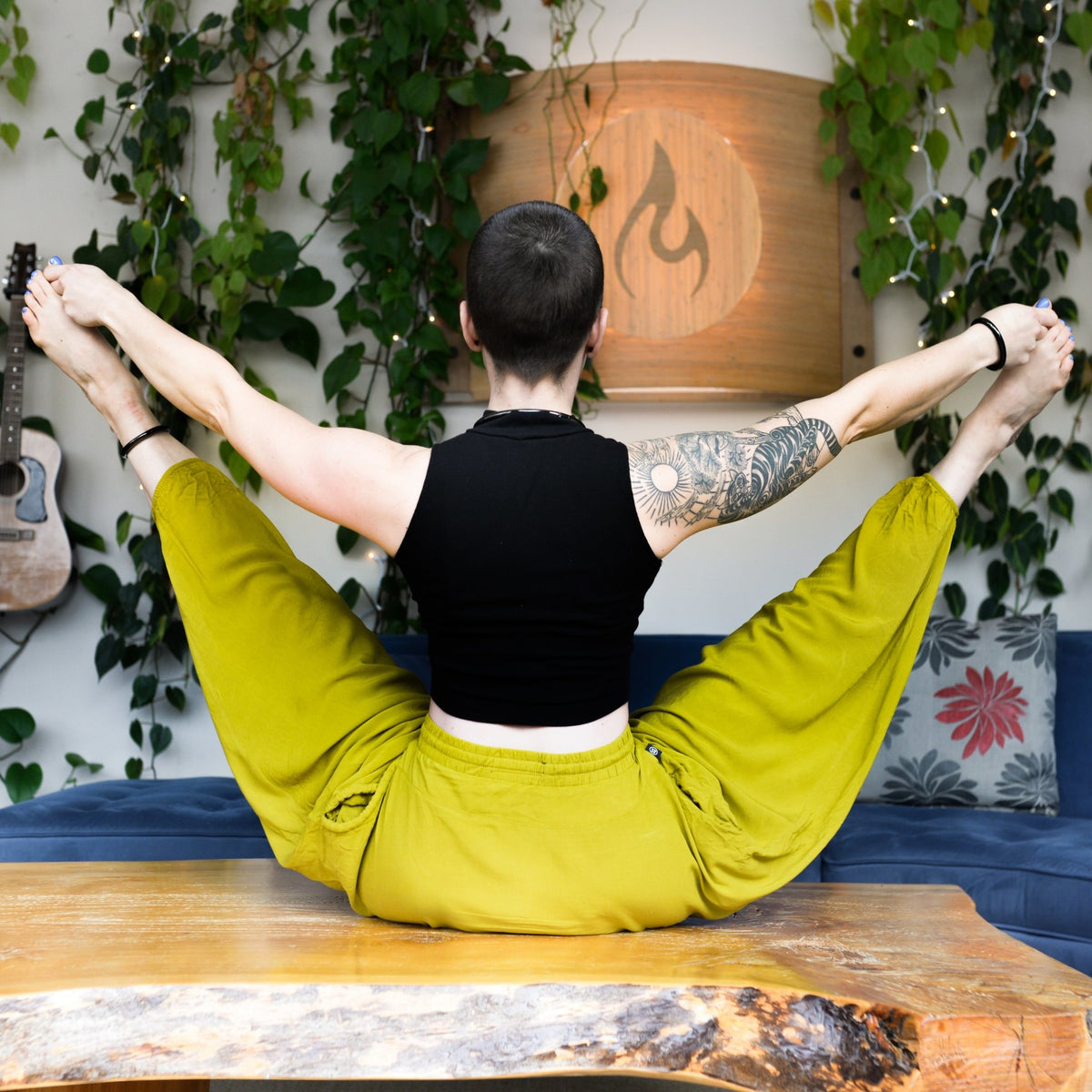 Best yoga studios Top yoga studios in the USA + Harem Pants