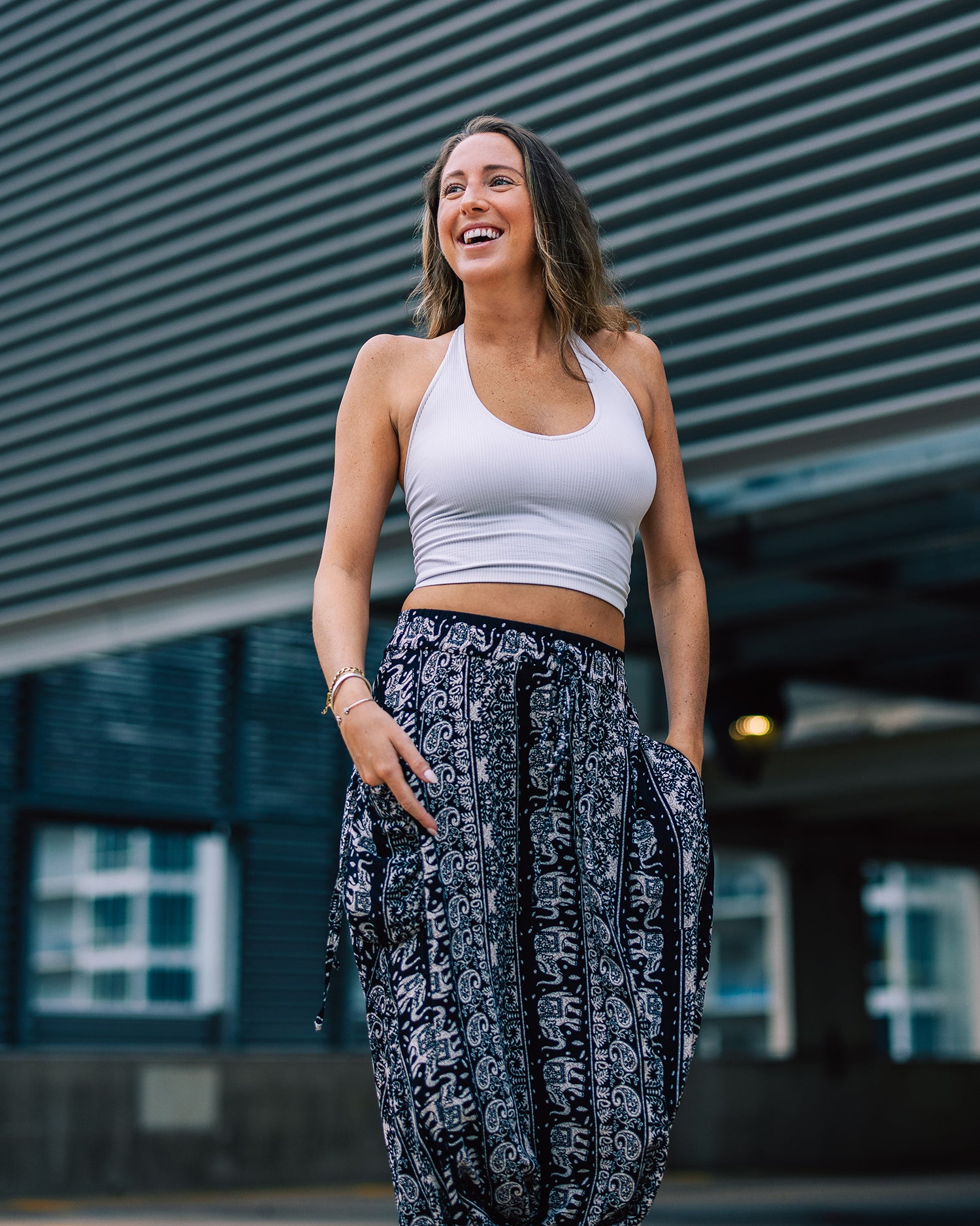model happy with relaxed pants #color_black lotus